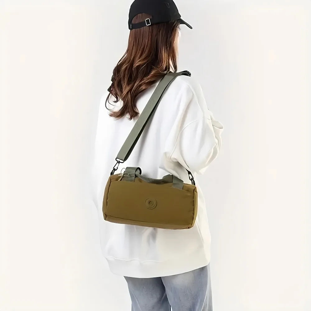 Fitness bag, simple and versatile handbag, lightweight storage bag, large capacity shoulder bag, multifunctional travel bag.zwq